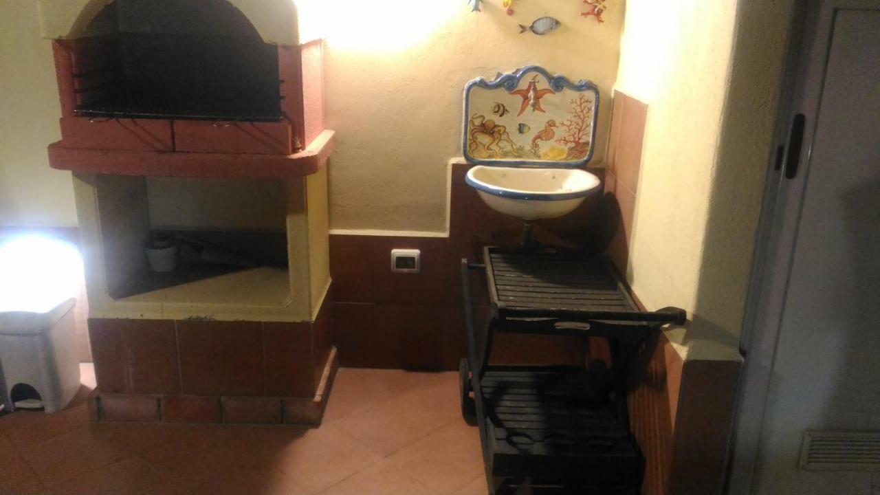 A Due Passi Da Tutto Apartment Catania Bagian luar foto