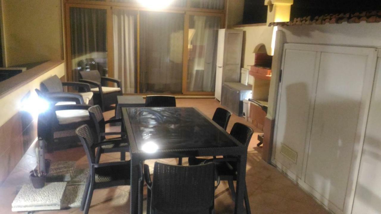 A Due Passi Da Tutto Apartment Catania Bagian luar foto